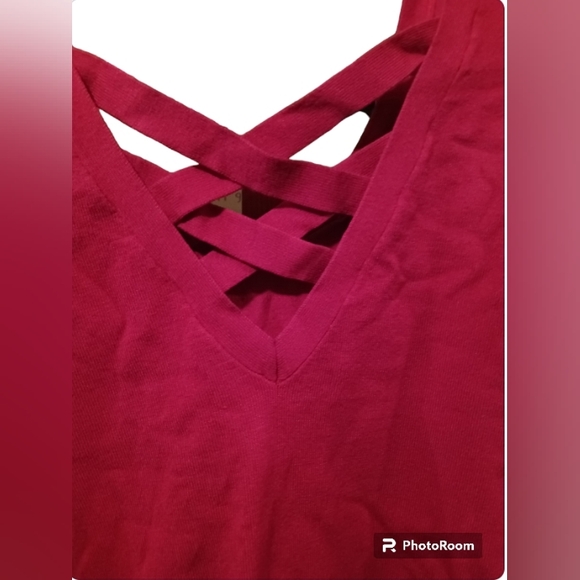 Guess Logo Sweater with Criss-Cross Open Back Wine 🍷 Red & Silver Bling - Picture 5 of 5